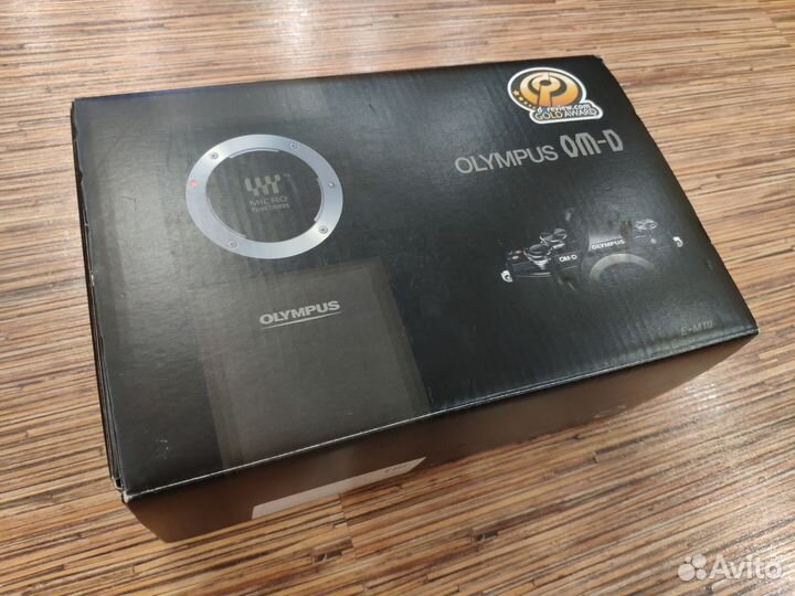 Фотоаппарат olympus om d e m10