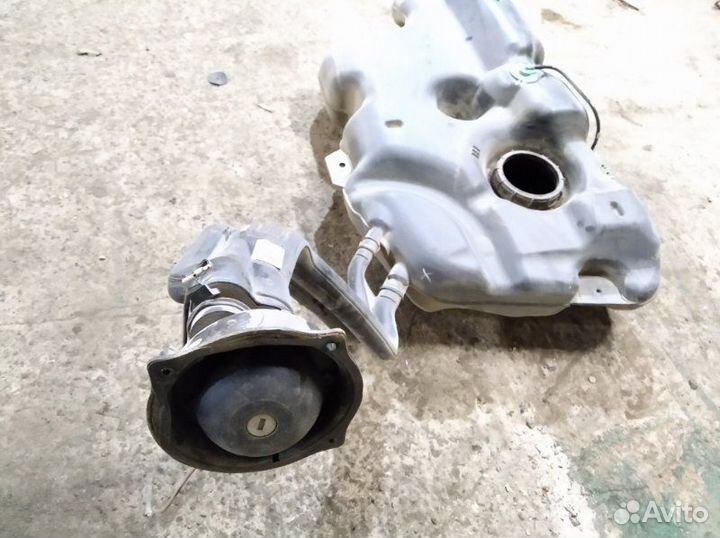 Бак топливный Renault Logan 2011