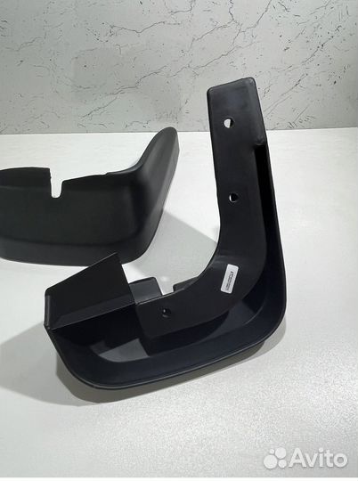 Брызговики передние Honda civic 4D