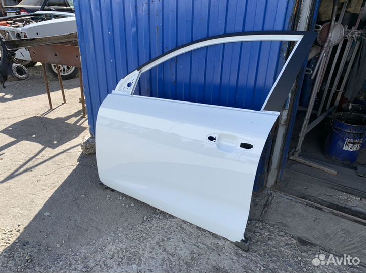 Дверь Kia Rio 4 Оригинал Белый