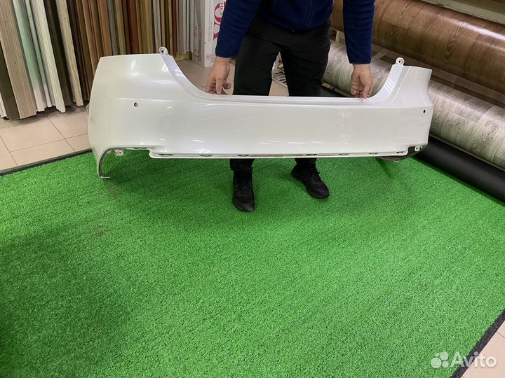 Задний бампер Toyota Camry 2020