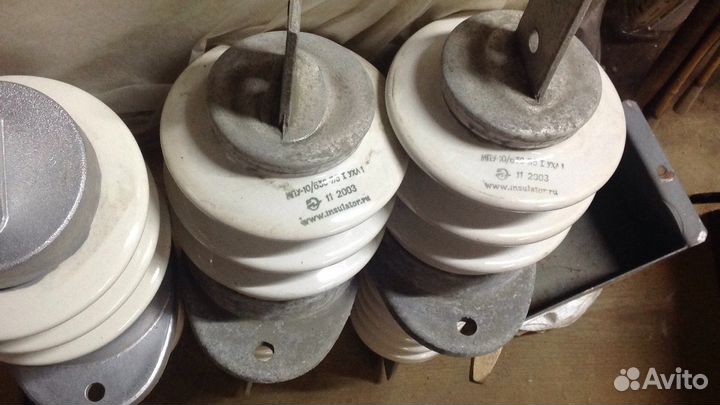 Проходной изолятор ипу-10/630-7.5 ухл1 (овал. фл.)