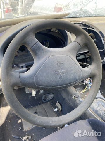 Руль mitsubishi carisma