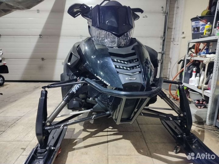 Arctic cat XF 1100 turbo hc