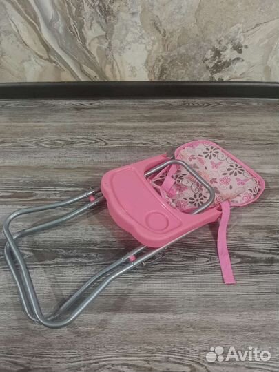 Стульчик для кукол