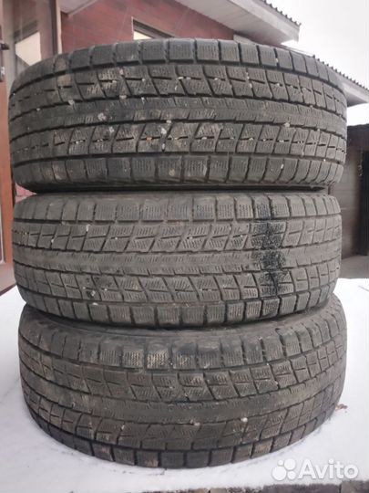 Dunlop Winter Maxx 235/65 R17