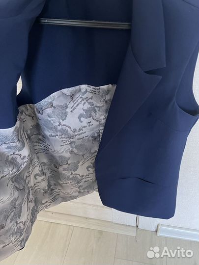 Жилетка женская