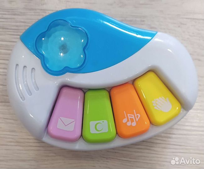 Развивающие игрушки пакетом