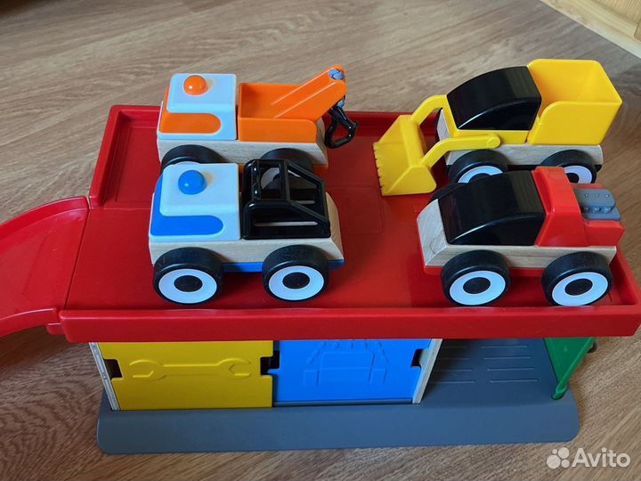 Гараж с машинками икеа