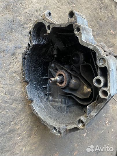 Коробка передач МКПП Audi 80 B4