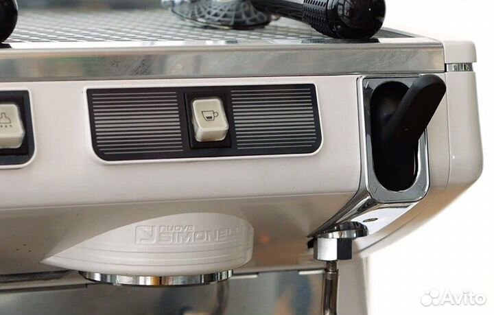 Кофемашина Nuova Simonelli белая (1 GRS)