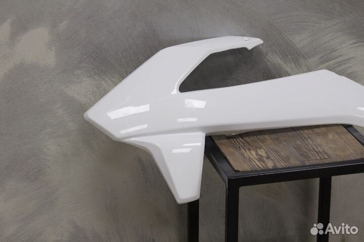 Обтекатель боковой передний GR2 (левый)