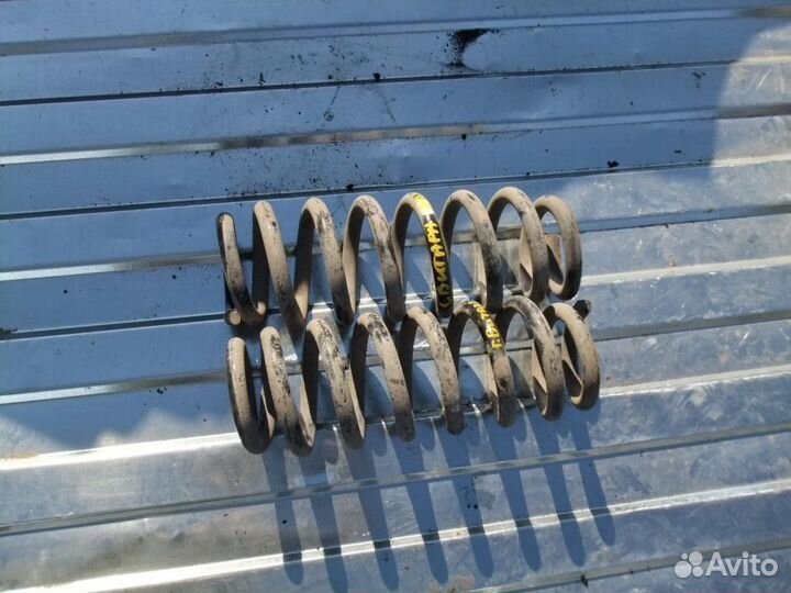 Задние пружины Сузуки Гранд Витара 3 JT