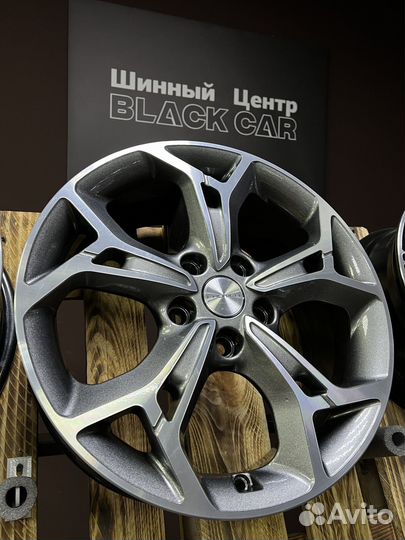 Khomen Wheels 7x17/5x112 ET40 D57,1 KHW1702