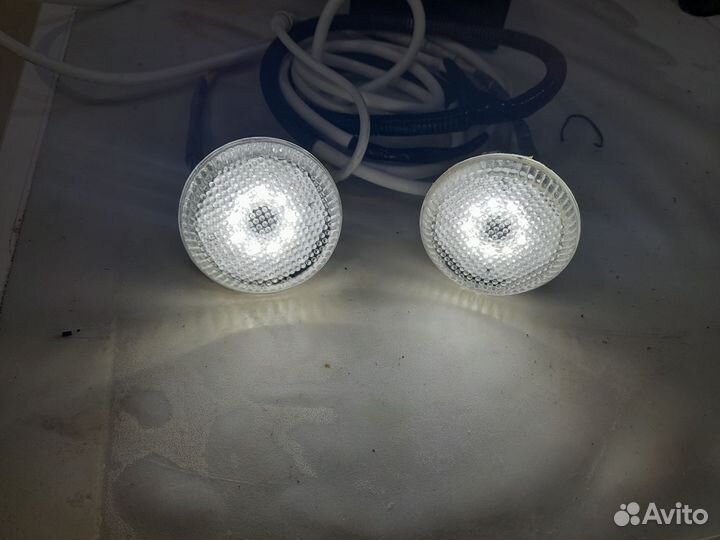 Катафоты задние toyota corolla 150