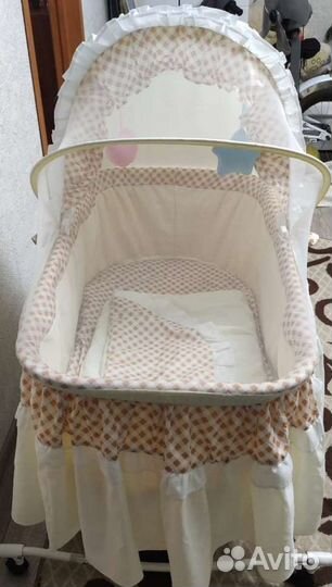 Детская люлька, кроватка, колыбель