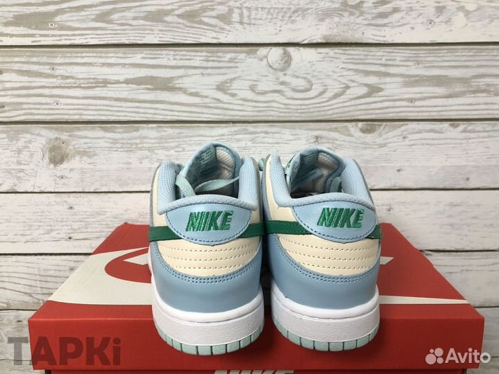 Nike SB Dunk Low кроссовки