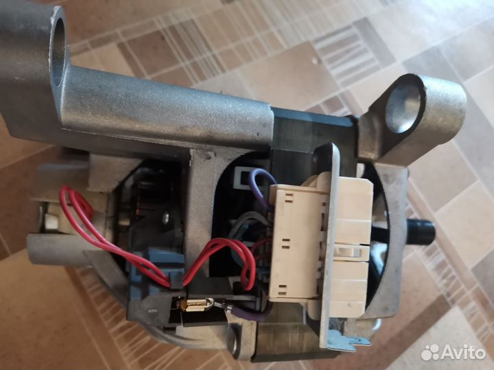 Двигататель стиральной машины candy 6 контактов