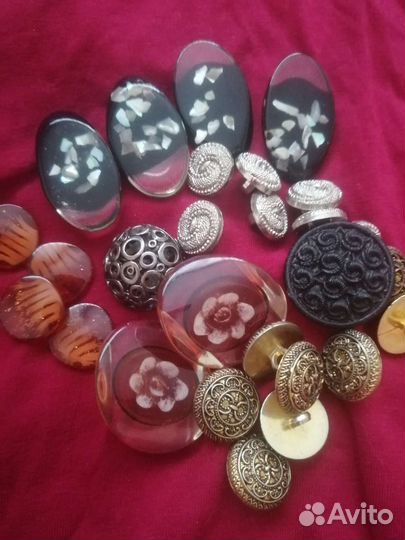 Пуговицы