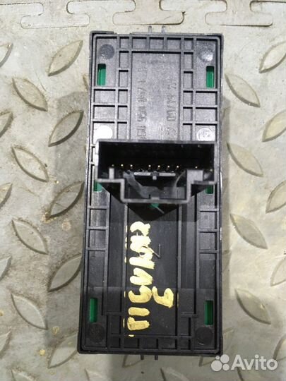 Блок управления стеклоподъемниками