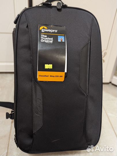 Фоторюкзак Lowepro Classified Sling 220 AW
