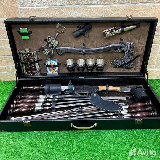 Подарочный шашлычный набор №19 с шампурами