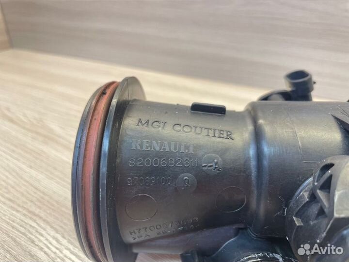 Дроссельная заслонка Renault Sandero