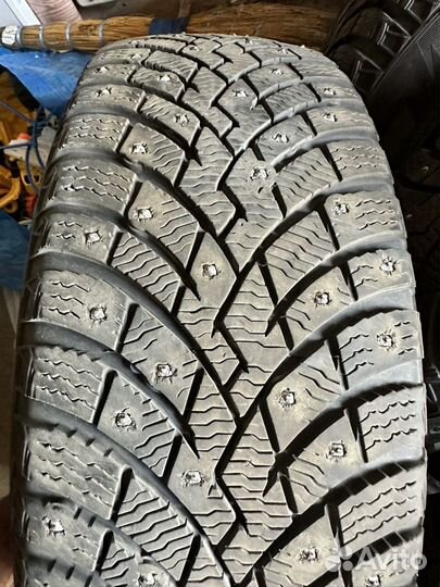 Pirelli Scorpion Ice Zero 2 215/60 R16 99T