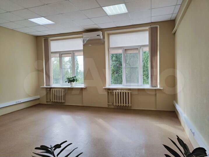 Обособленный блок офисов, 114.2 м²