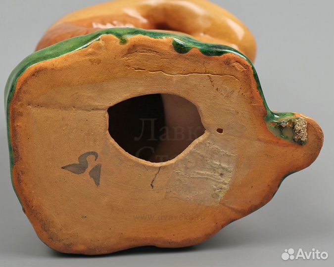 Статуэтка «Купальщица на камне», Гжель, 1950-е