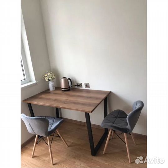 Кухонный стол деревянный