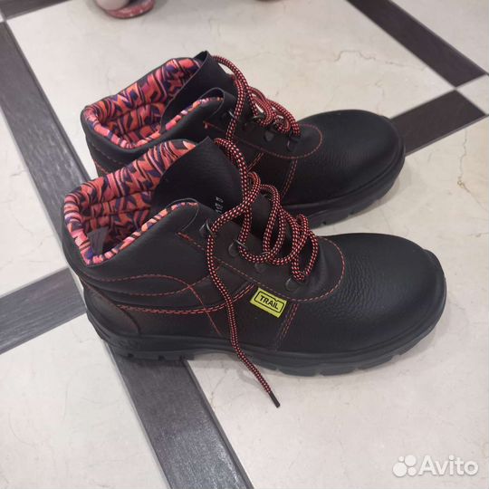 Ботинки рабочие женские
