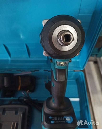 Аккумуляторный гайковерт Makita 350 Нм (Арт.12799)