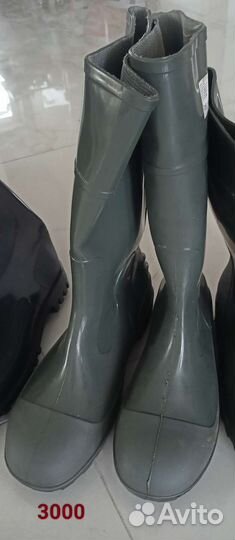 Сапоги зимние и резиновые рабочие