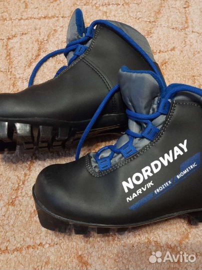 Лыжные ботинки nordway 32