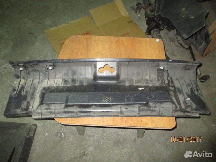 Обшивка багажника на заднюю панель VW Polo Поло