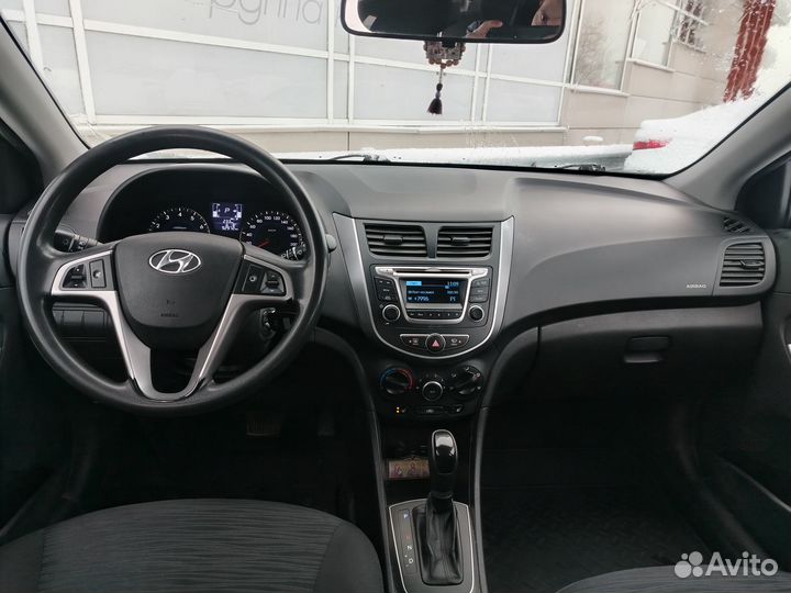 Hyundai Solaris 1.6 AT, 2015, 92 972 км