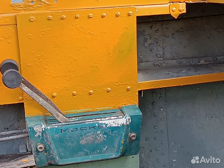 Лодка прогресс с мотором