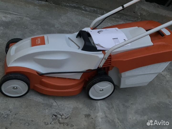 Газонокосилка электрическая новая