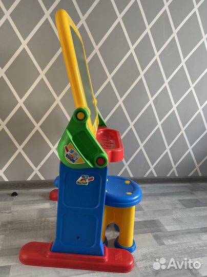 Стол-мольберт + стульчик