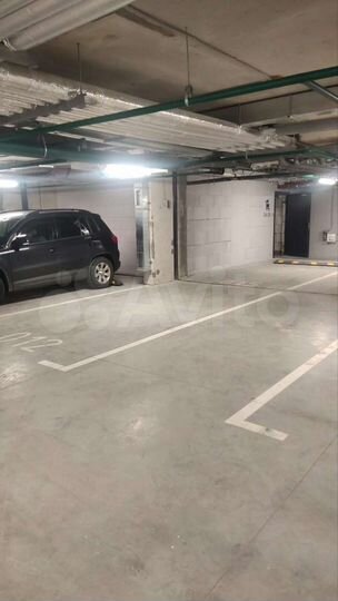 Машиноместо