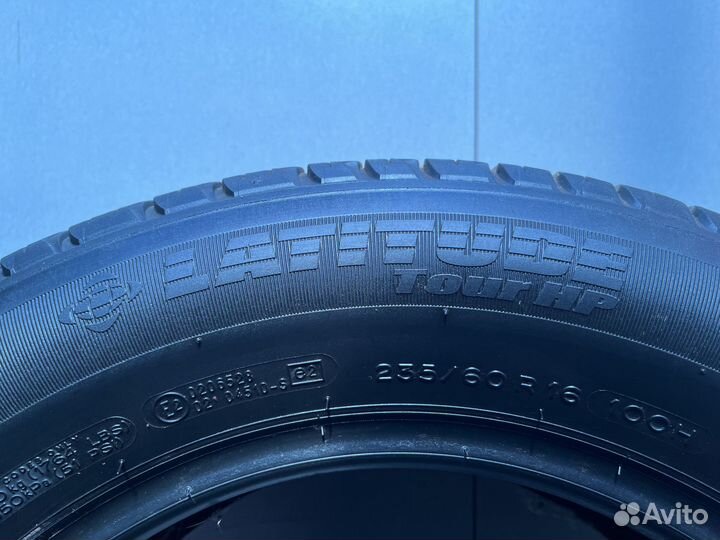 Michelin Latitude Tour HP 235/60 R16
