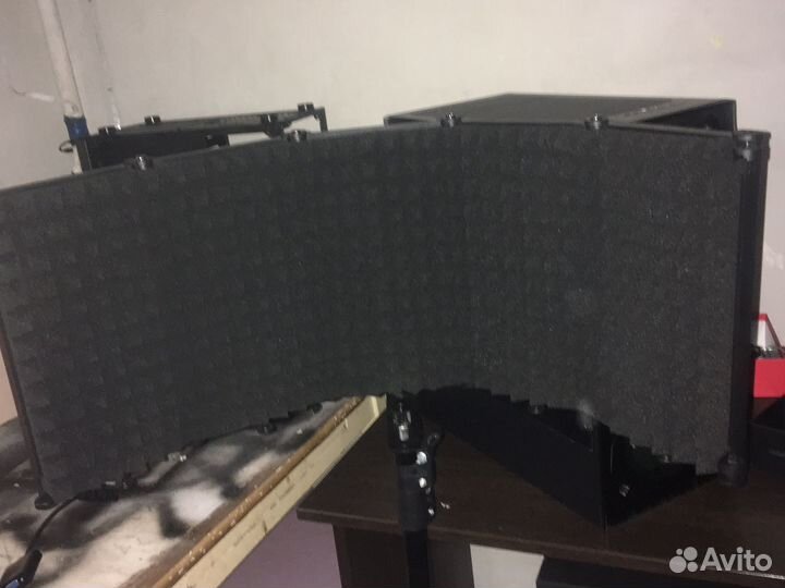 Акустический экран со стойкой