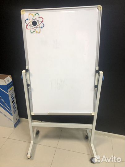Доска-флипчарт