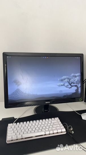 Монитор benq