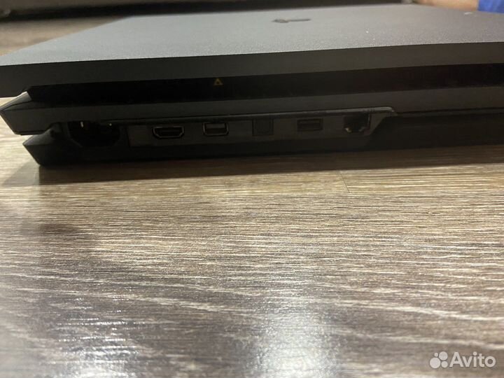 Sony playstation 4 pro 1tb