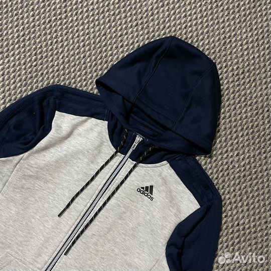 Кофта Adidas Essentials (XS)