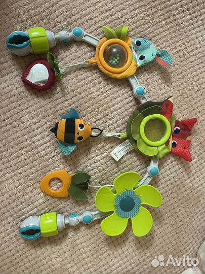 Погремушка tiny love