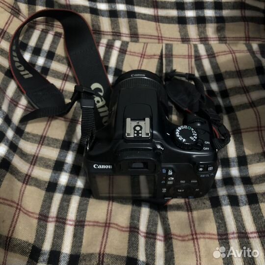 Зеркальный фотоаппарат canon eos rebel T3