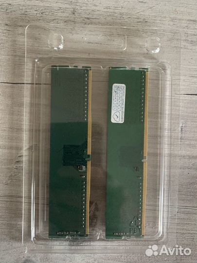 Оперативная память Crucial DDR4 8GB